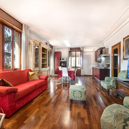 Residenza Le Dimore Centro Верона Экстерьер фото